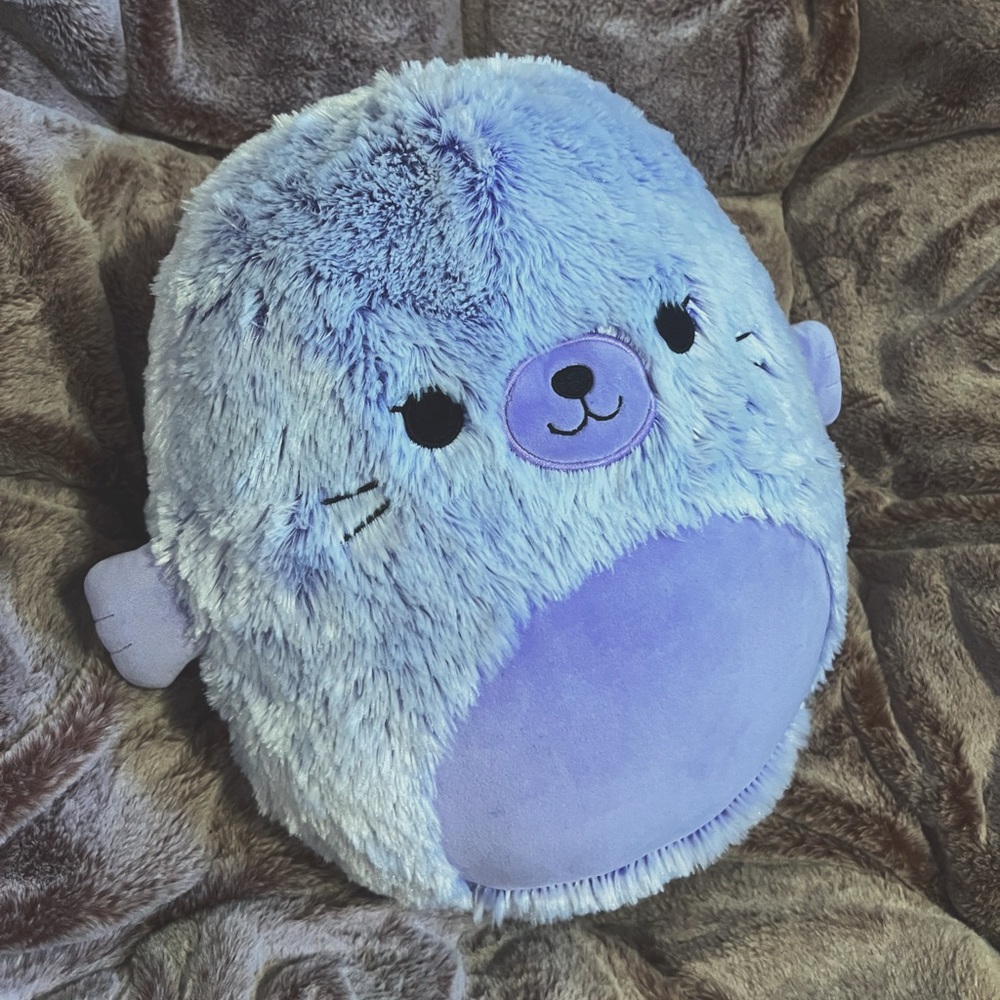 Ellen Seal Squishmallow